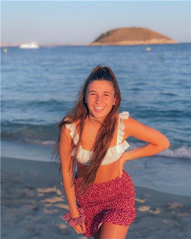 Estudiante ofrece clases de biología. hace 2 años hice bachillerato científico y con pasión por la misma asignatura